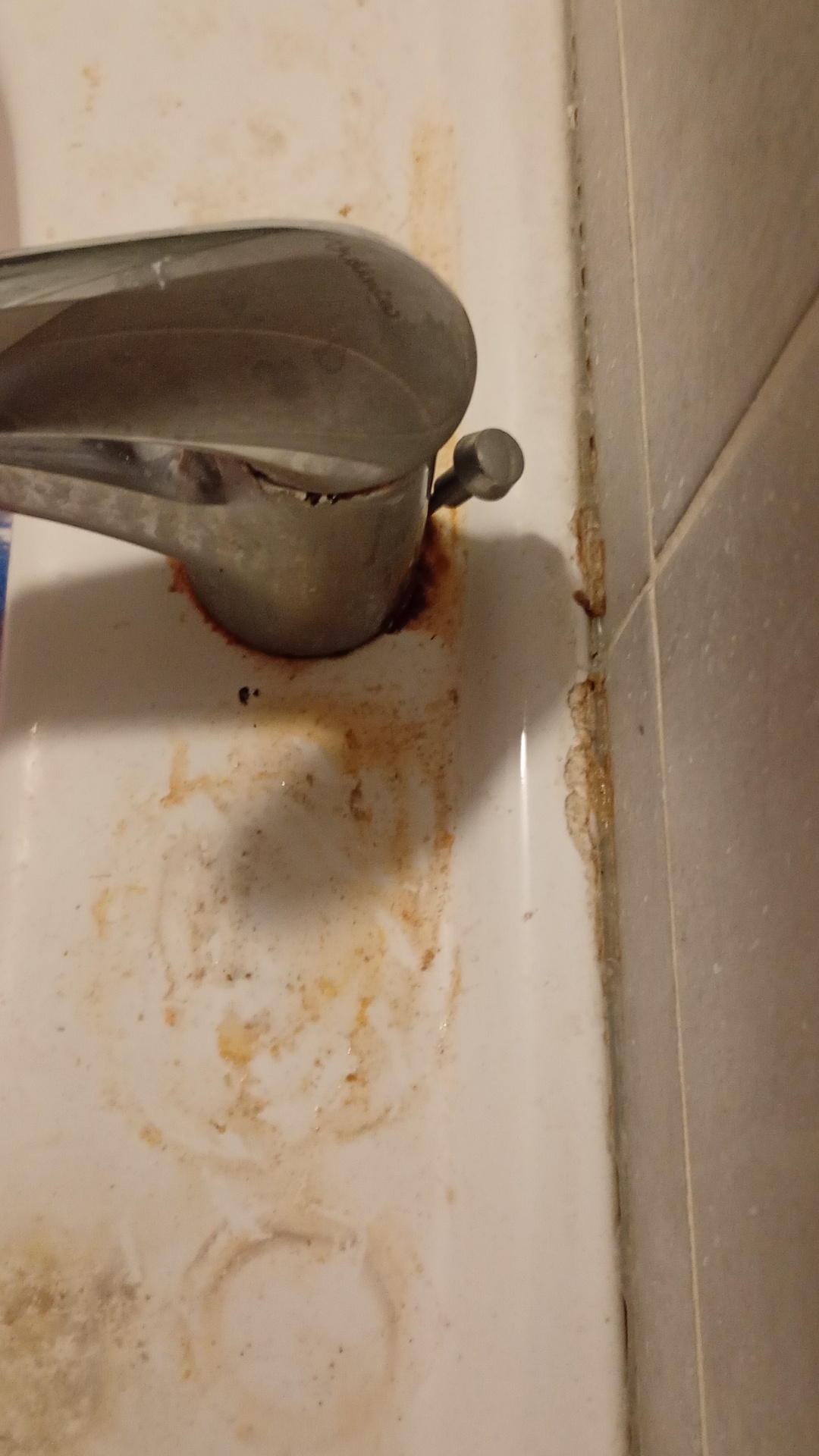 Before photo for Почистване след наематели