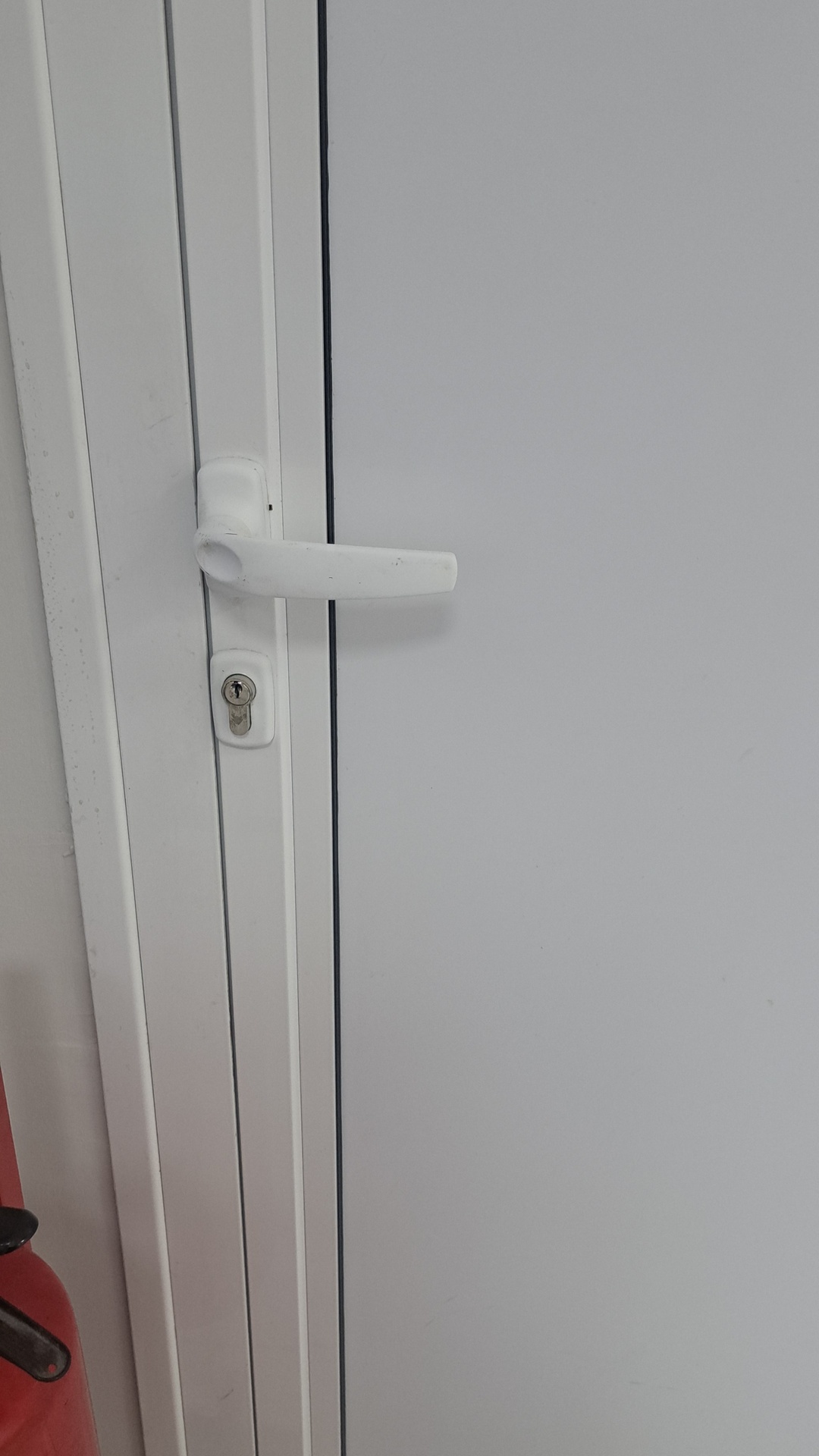 After photo for Почистване след наематели